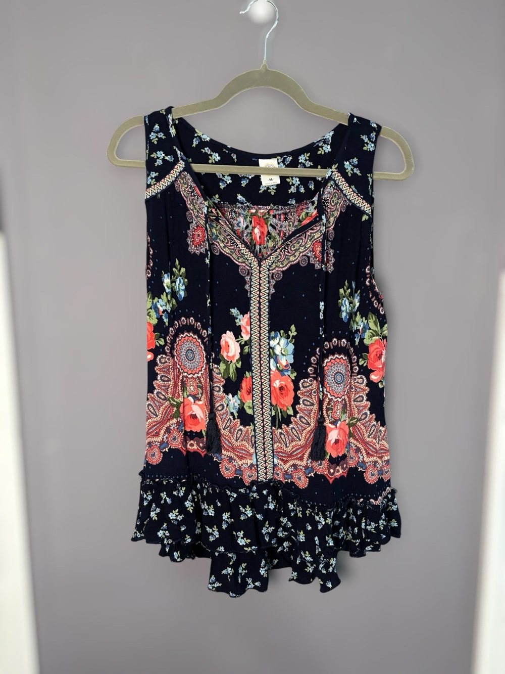 Bila Blue Pink Floral Sleeveless V Neck Ruffle Tassel Top Medium